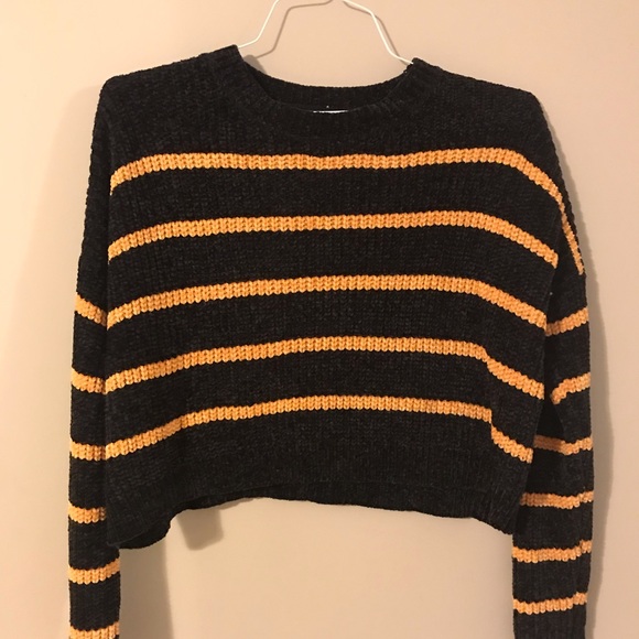 black and yellow sweater